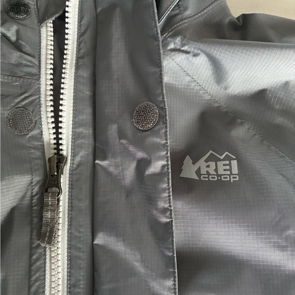 REI Rain Jacket - L Kids - Picture 2 of 6